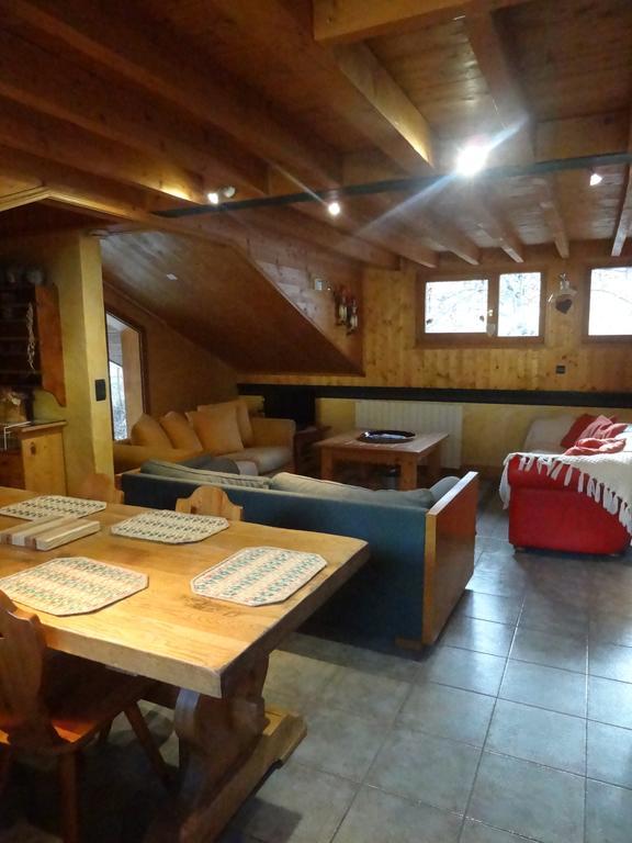 Les Nereides Studios Et Appartements Brides Les Bains Exterior photo