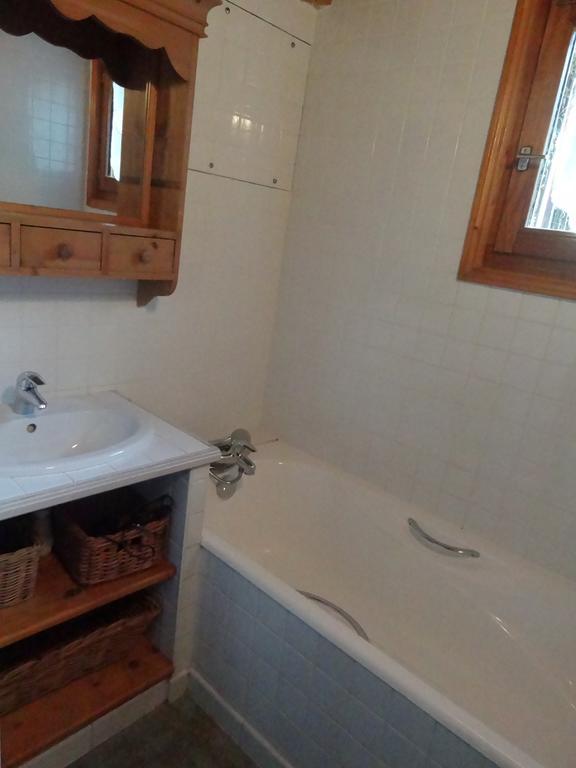 Les Nereides Studios Et Appartements Brides Les Bains Exterior photo