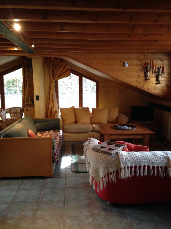 Les Nereides Studios Et Appartements Brides Les Bains Exterior photo